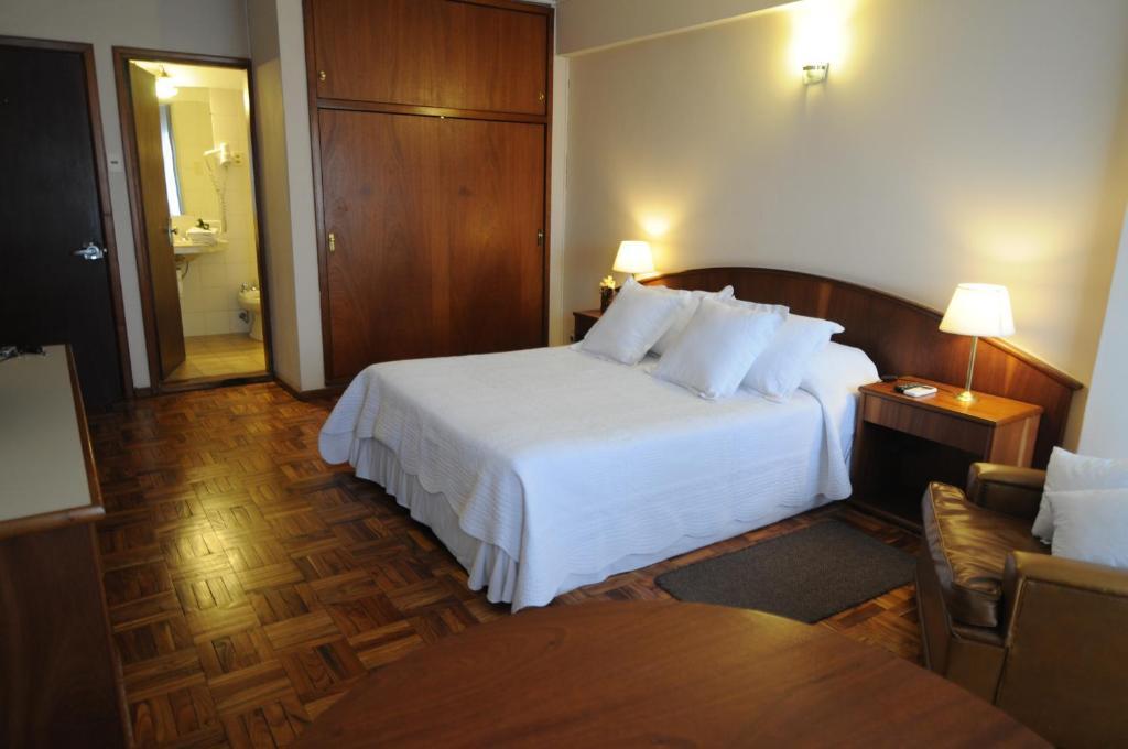 Hotel Los Cedros Салто Стая снимка